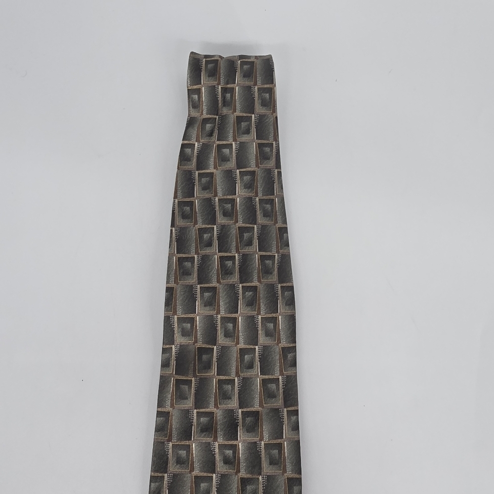 Pierre Cardin 100% Silk Tie Geometric Cube Gray Brown Business Formal - Picture 4 of 6